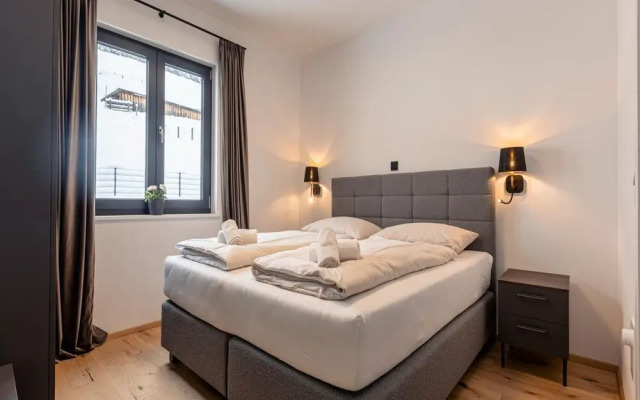 Premium Apartment With Balcony