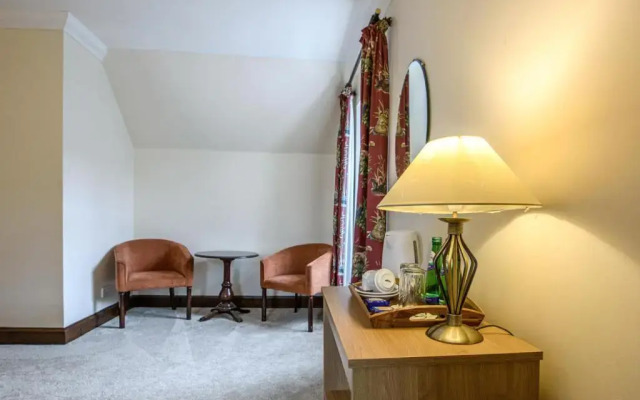 Bridge Hotel