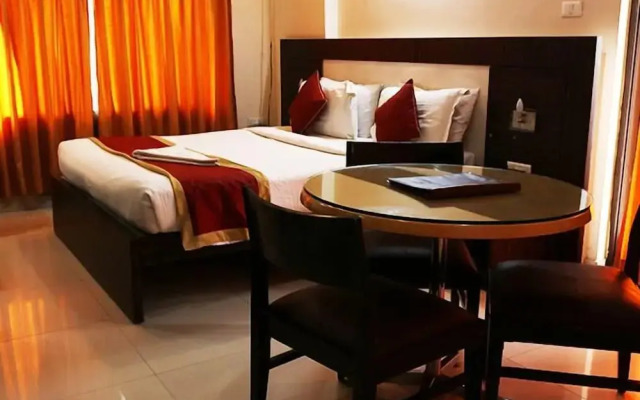 Hotel Vandematharam