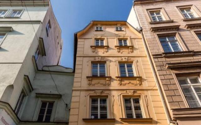Отель FanTom Home Чехия, Прага - отзывы, цены и фото номеров - забронировать отель FanTom Home онлайн вид на фасад