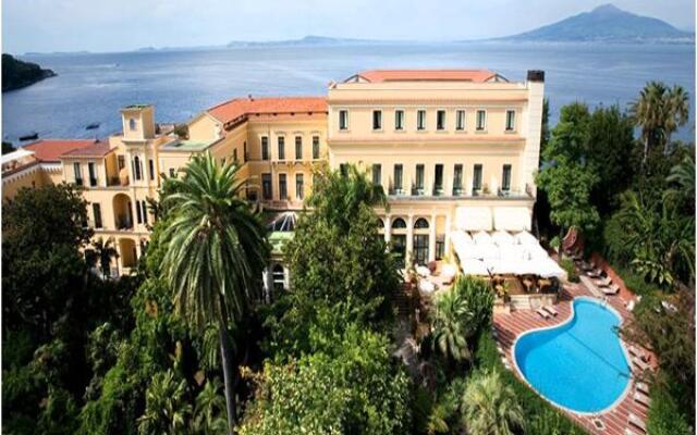 Отель Imperial Hotel Tramontano Италия, Сорренто - 1 отзыв об отеле, цены и фото номеров - забронировать отель Imperial Hotel Tramontano онлайн вид на фасад