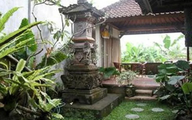 Sadguna Homestay