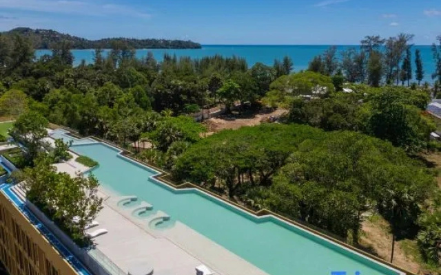100m to  the beach Laguna Beachside Residences 3BR