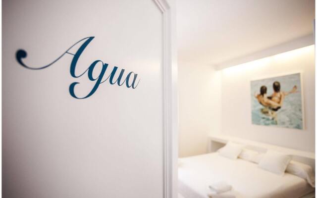 Отель Cheap & Chic Hotel Испания, Сьюдадела - отзывы, цены и фото номеров - забронировать отель Cheap & Chic Hotel онлайн вид на фасад