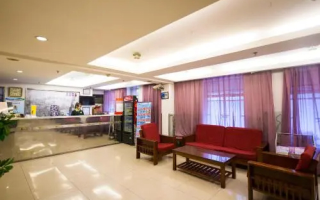 Motel Shanghai Pudong Disney Huidong Metro Station