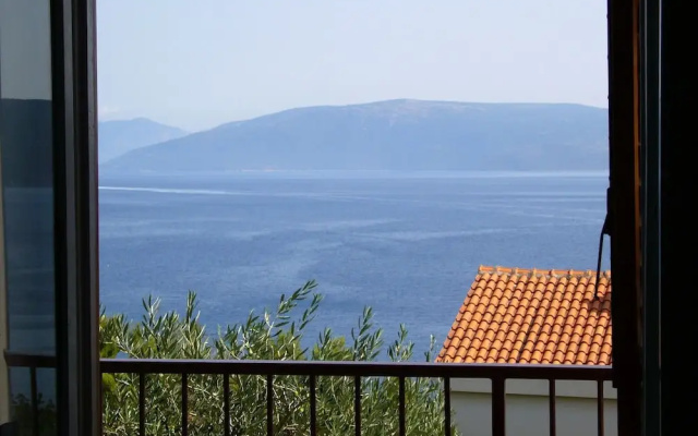 Griv - Close to the sea - A2