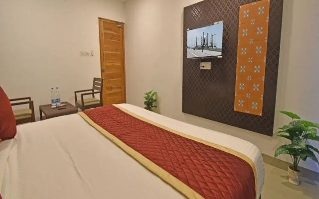 A K G Hotel