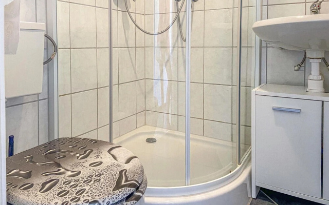 Stunning Home in Warmenhuizen With Wifi and 3 Bedrooms