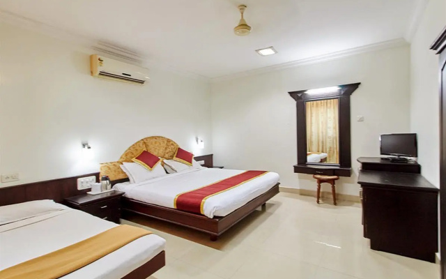 Hotel Sabari Park
