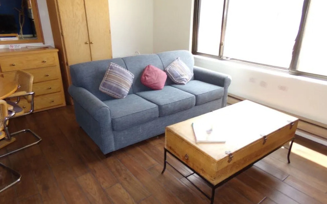 Edgewater Studio One bath EWJP