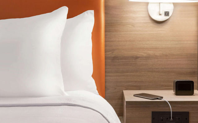 Home2 Suites by Hilton Greece Rochester