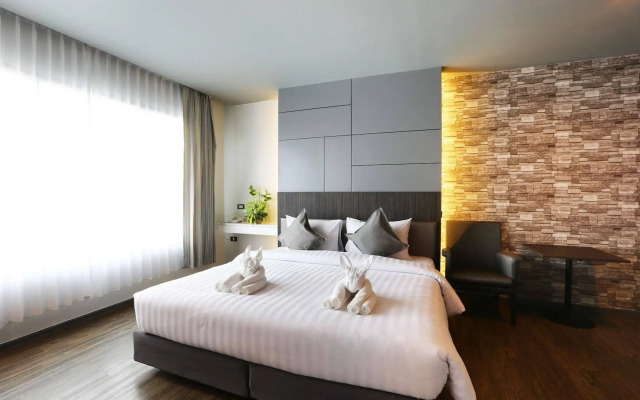 TR Rock Hill Hotel