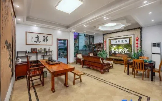 Tiantai Xiangtu Homestay (Guoqing Temple Scenic Area Branch)