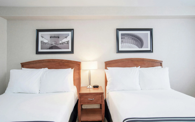 Sandman Hotels & Suites Calgary West