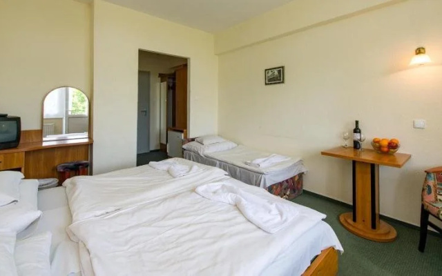 Nostra Hotel Sifok