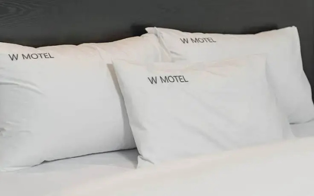 Mungyeong Hotel W
