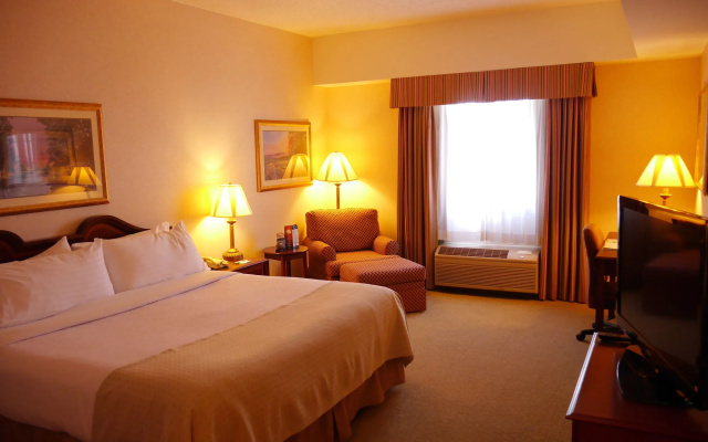 Holiday Inn Lafayette-City Centre by IHG