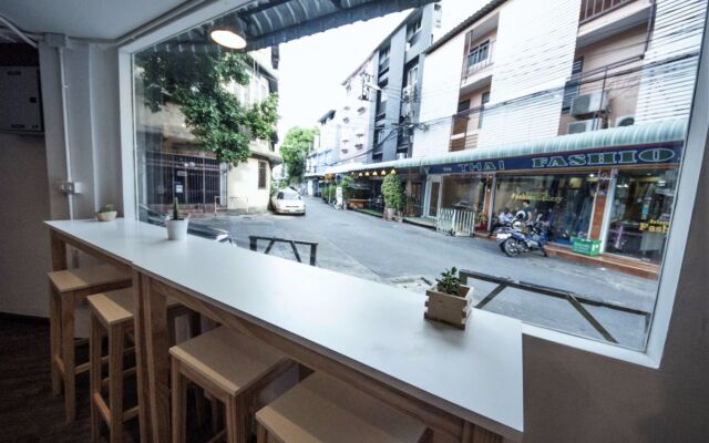 Oh Bangkok Hostel вид на фасад