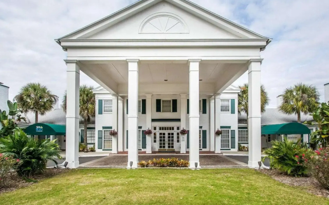 Plantation on Crystal River