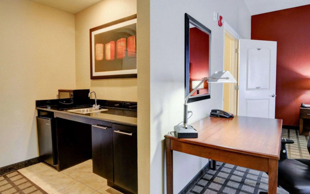 Comfort Inn & Suites Fort Smith I-540