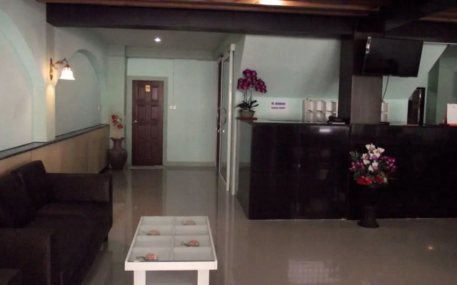 PL Residence