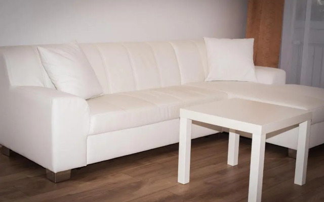 Anna Apartman