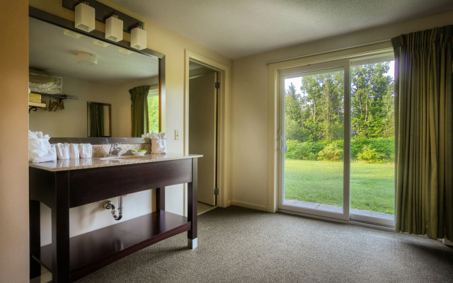 Sun & Ski Inn And Suites