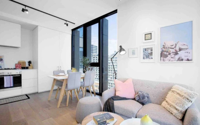 66 Elegant Glance 2 BD 2 Bth LV 10 Near Garden