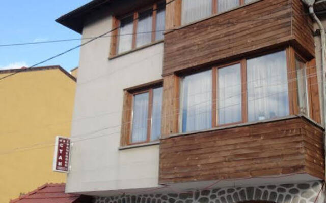 Отель Guest House Grachenovi вид на фасад
