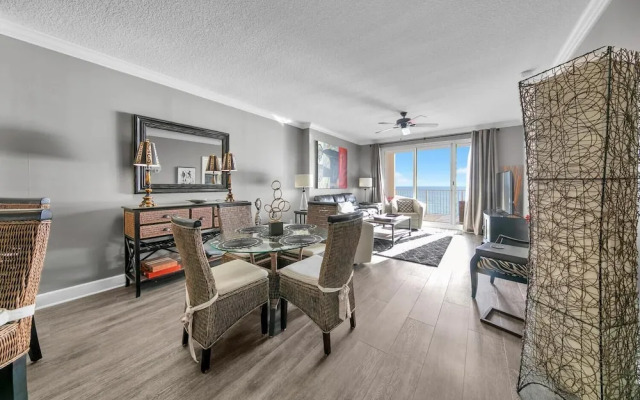 Ocean Reef 704