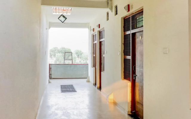 OYO 76423 Ashoka Hotel And Guest House