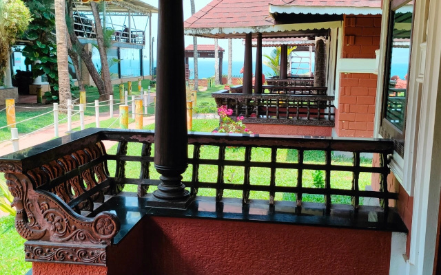 Clafouti Beach Resort