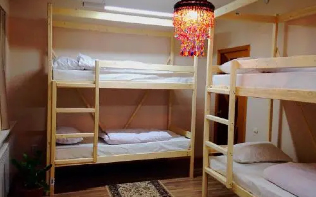 Hostel Arzy