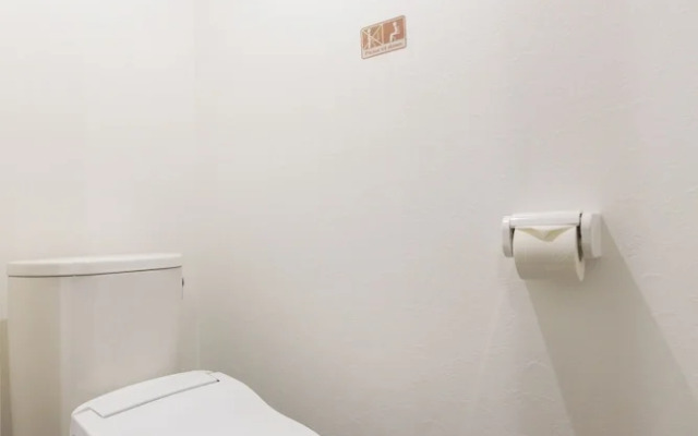 withB Hostel Suitengumae