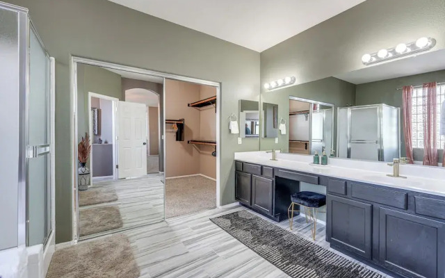 Family-friendly Retreat w/ Pool - Near Westgate!
