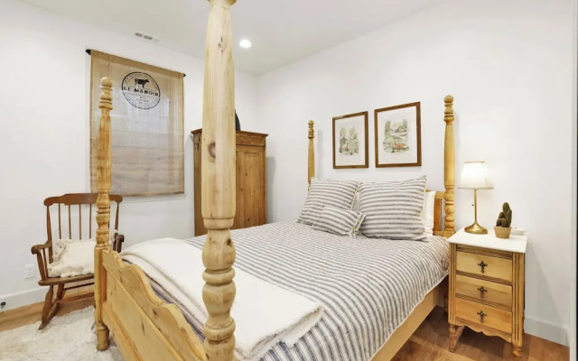 Pine Meadow Village Castle #2301