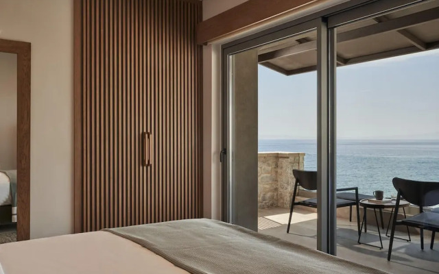 Beachfront Alassa Villas With Private Pools