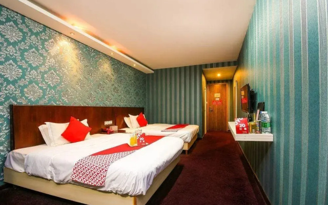 OYO 8019 Jin Hai Yue Hotel