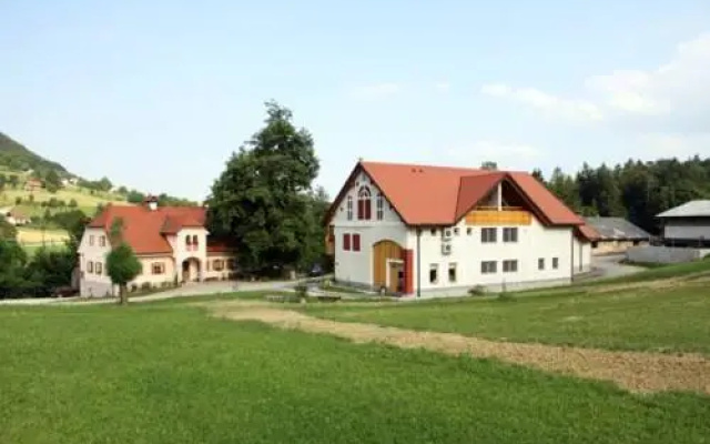 Podpecan Farm Rooms
