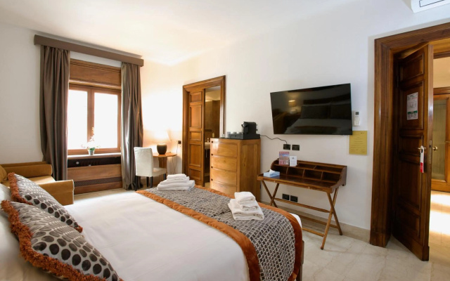 St. Peter' Six Rooms & Suites
