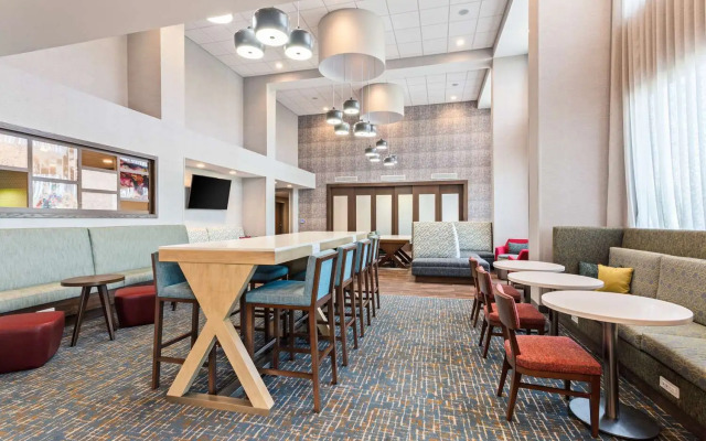 Hampton Inn & Suites by Hilton Alachua I-75