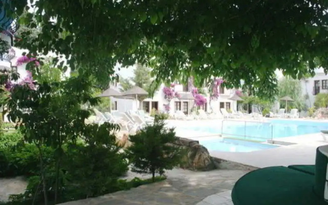 Flora Safir Hotel