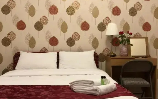 Lyon House Hotel