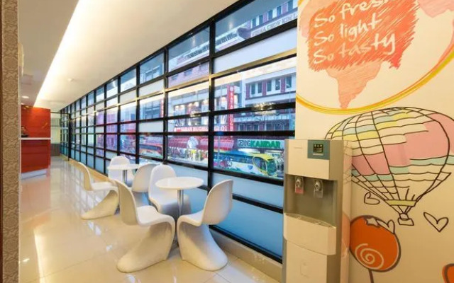 OYO 125 K Hotel
