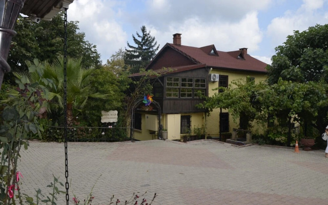 Santa Roza Hotel