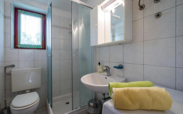 Amazing Home in Medulin With Wifi and 1 Bedrooms