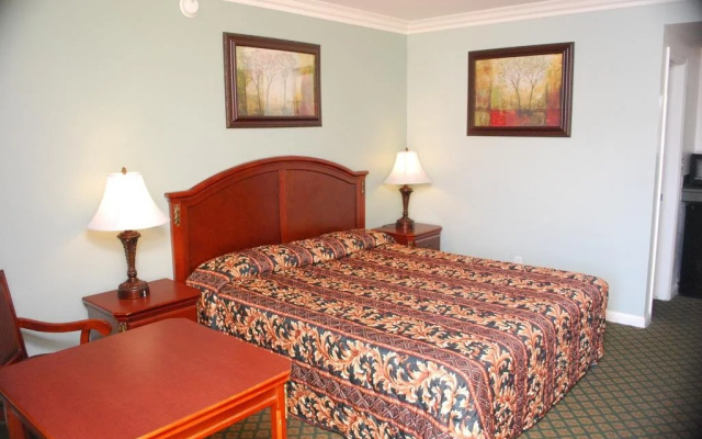 Friendly Hills Inn - Whittier, Los Angeles