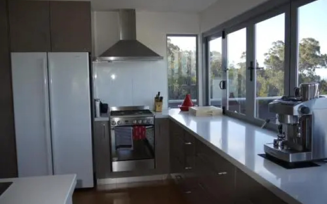 Spectacular Holiday Living
