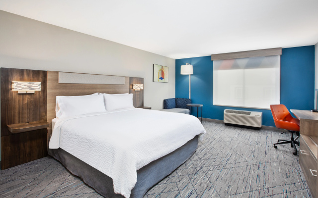 Holiday Inn Express & Suites Buffalo by IHG
