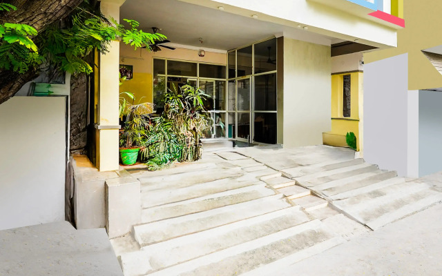 Hotel O Karakambadi Road Near Leela Mahal Circle